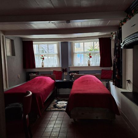 לינה וארוחת בוקר קאמפן De Zevenster "Gevestigd Aan De Winkelstraat" מראה חיצוני תמונה