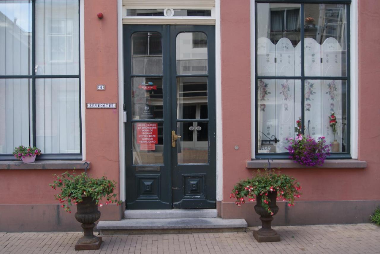 לינה וארוחת בוקר קאמפן De Zevenster "Gevestigd Aan De Winkelstraat" מראה חיצוני תמונה