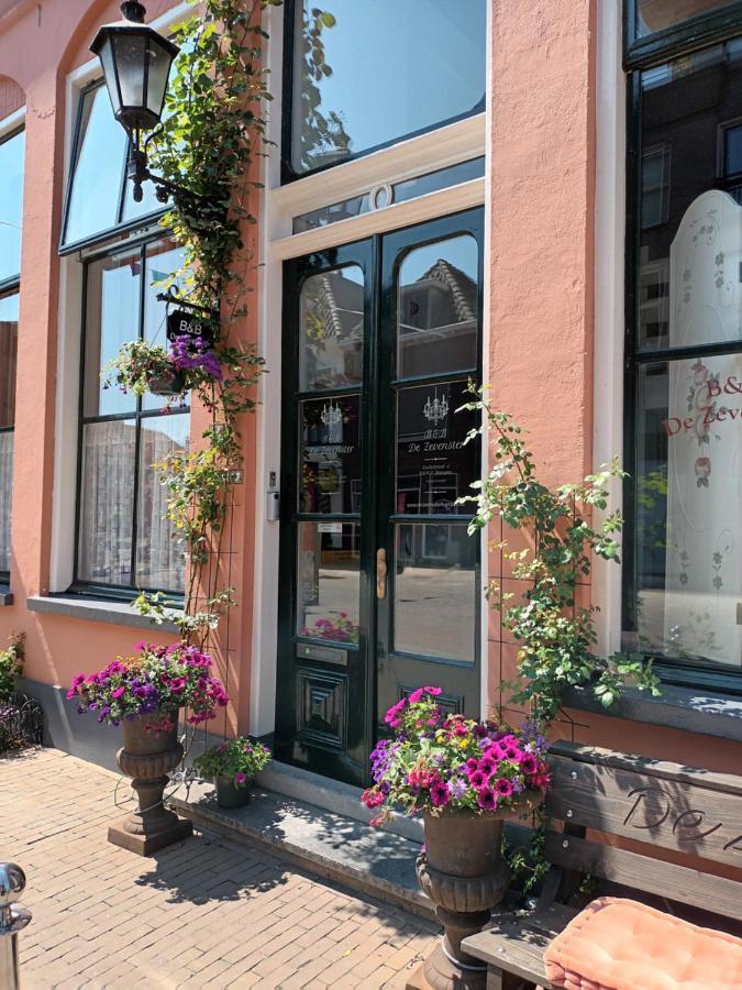 לינה וארוחת בוקר קאמפן De Zevenster "Gevestigd Aan De Winkelstraat" מראה חיצוני תמונה