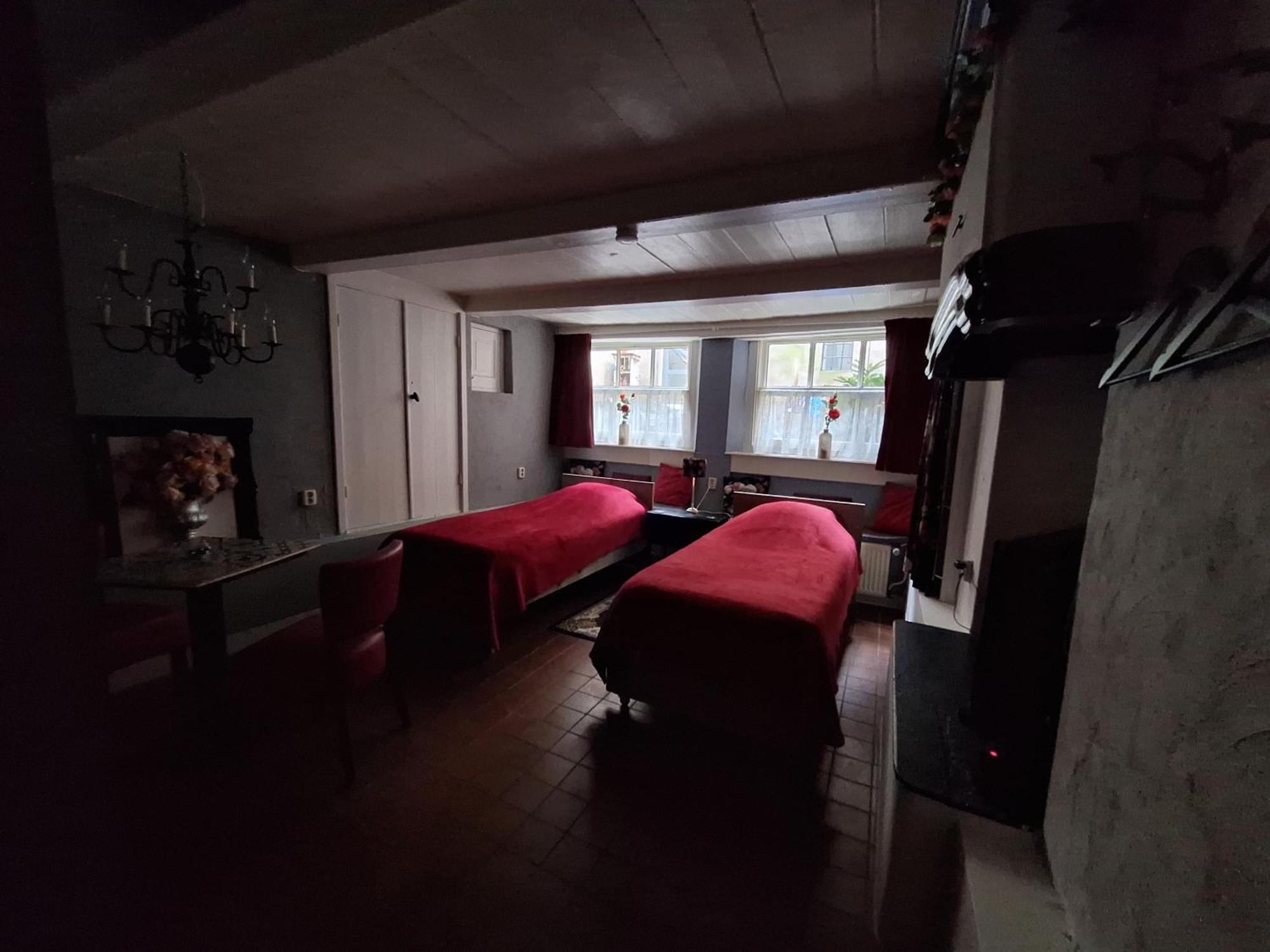 לינה וארוחת בוקר קאמפן De Zevenster "Gevestigd Aan De Winkelstraat" מראה חיצוני תמונה